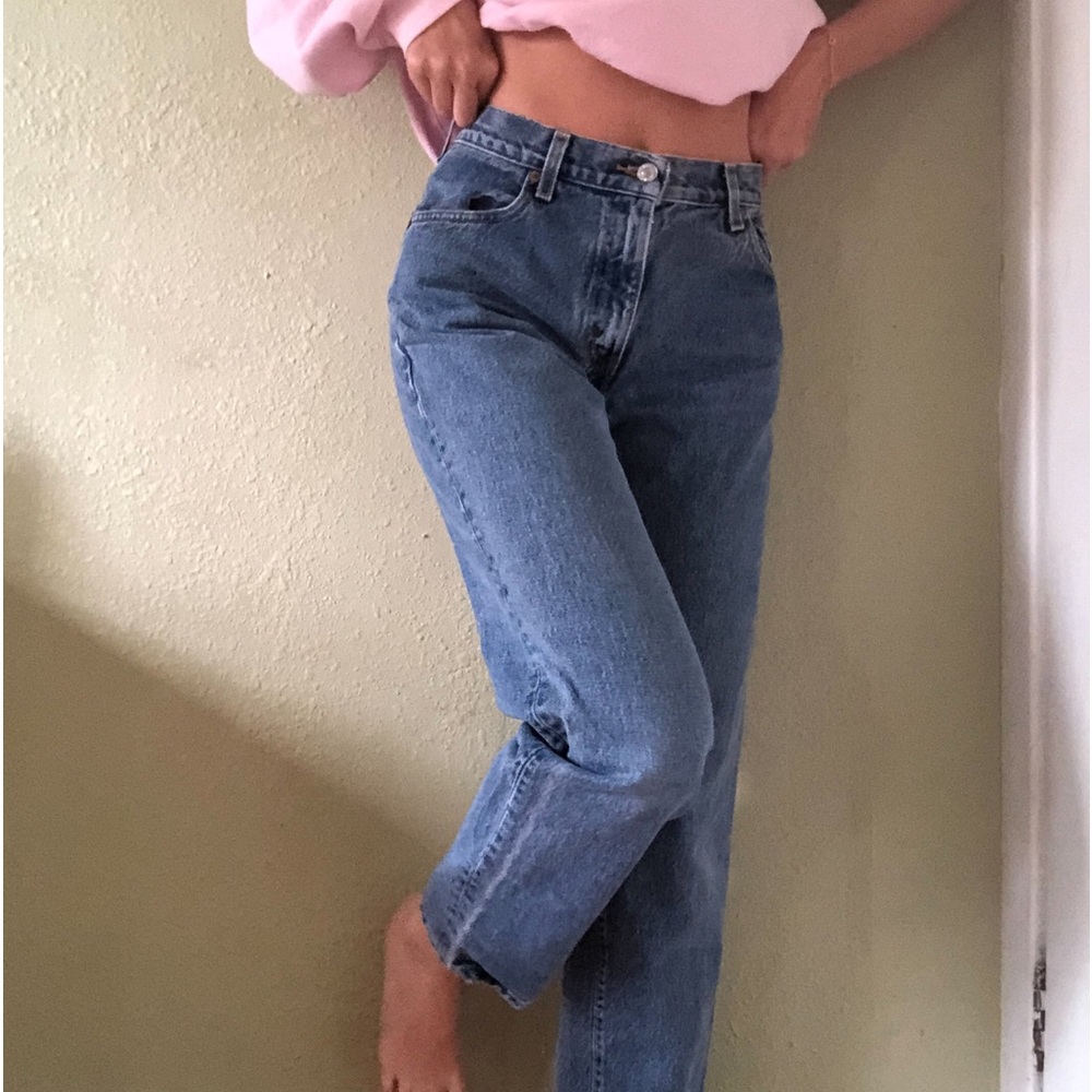 Levi’s 550 dark wash jeans straight leg